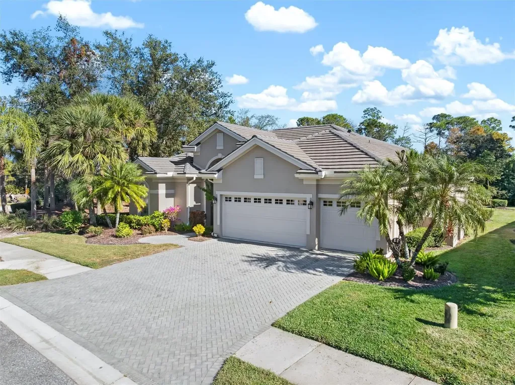1062 Eagles Flight Way North Port FL 34287