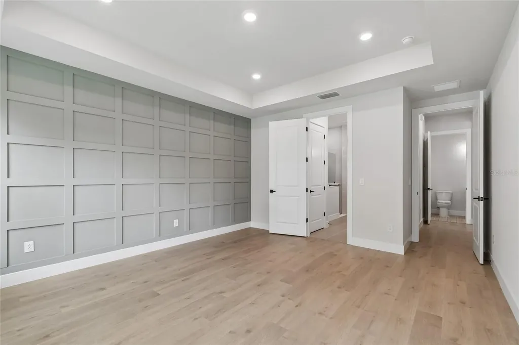 3711 W De Leon Street Tampa FL 33609