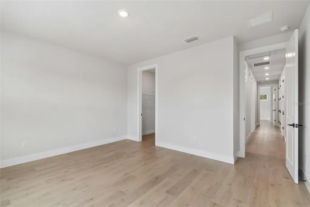 3711 W De Leon Street Tampa FL 33609