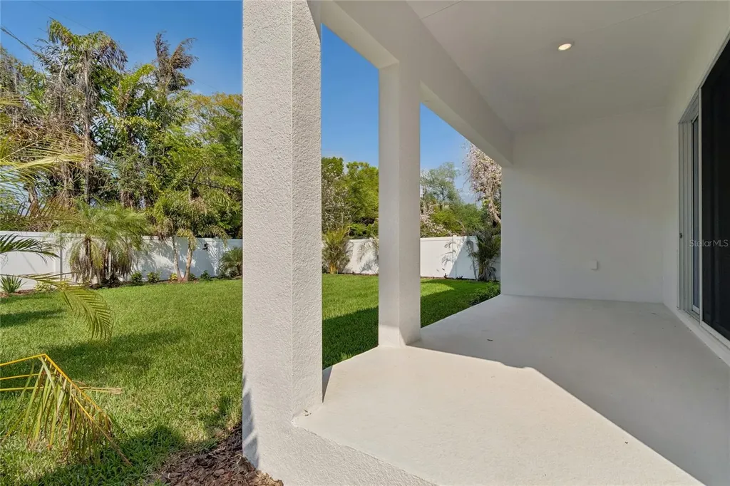 3711 W De Leon Street Tampa FL 33609
