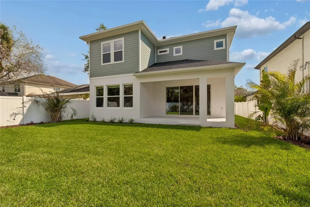3711 W De Leon Street Tampa FL 33609
