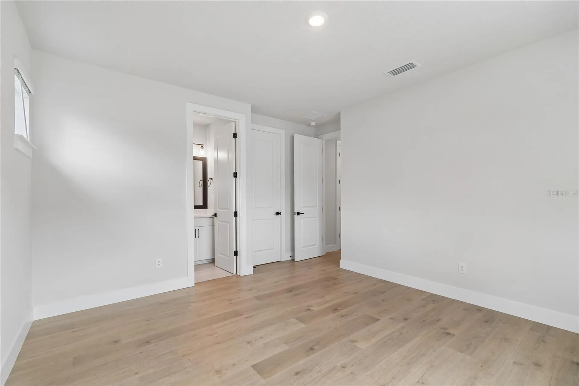 3711 W De Leon Street Tampa FL 33609