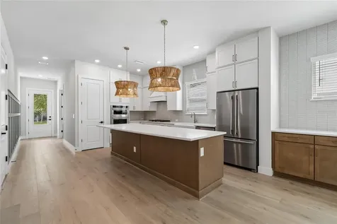 3711 W De Leon Street Tampa FL 33609