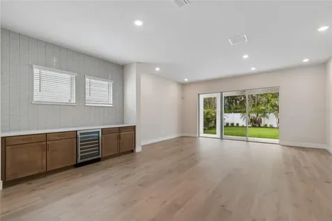 3711 W De Leon Street Tampa FL 33609