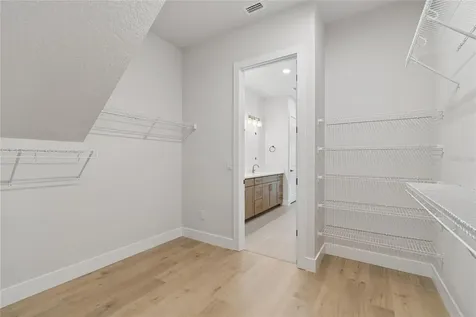 3711 W De Leon Street Tampa FL 33609