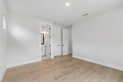 3711 W De Leon Street Tampa FL 33609