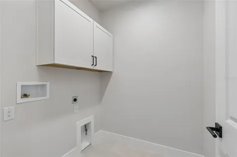 3711 W De Leon Street Tampa FL 33609