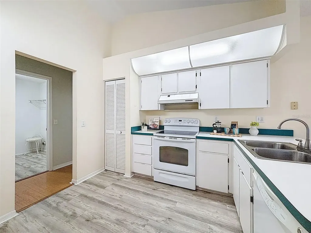 9434 Holnwon Court Hudson FL 34667