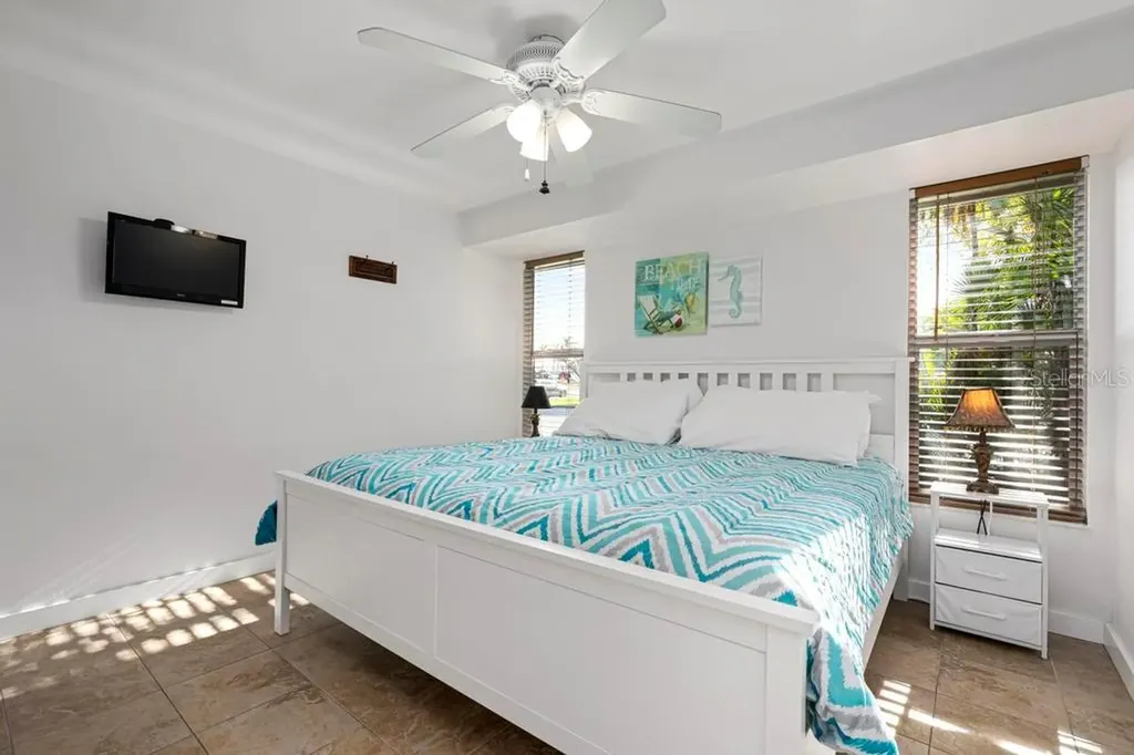 314 61st Street Holmes Beach FL 34217