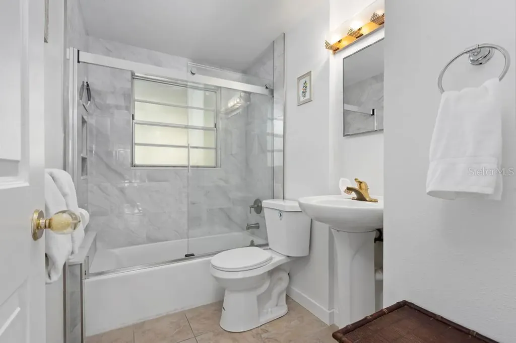 314 61st Street Holmes Beach FL 34217