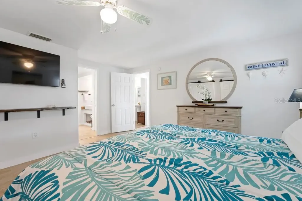 314 61st Street Holmes Beach FL 34217