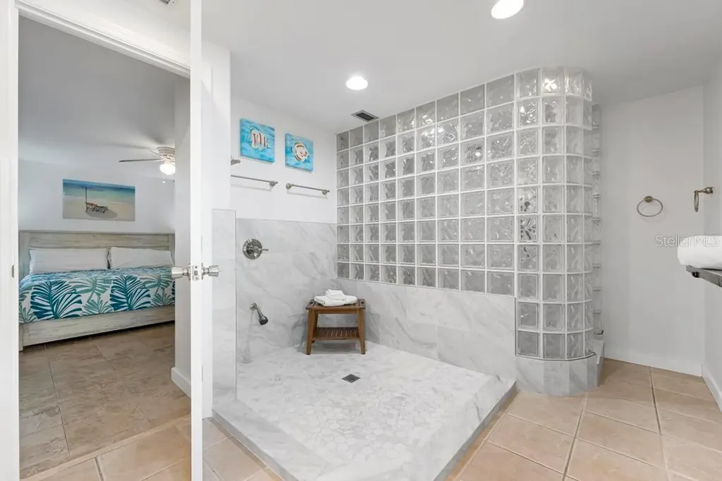 314 61st Street Holmes Beach FL 34217