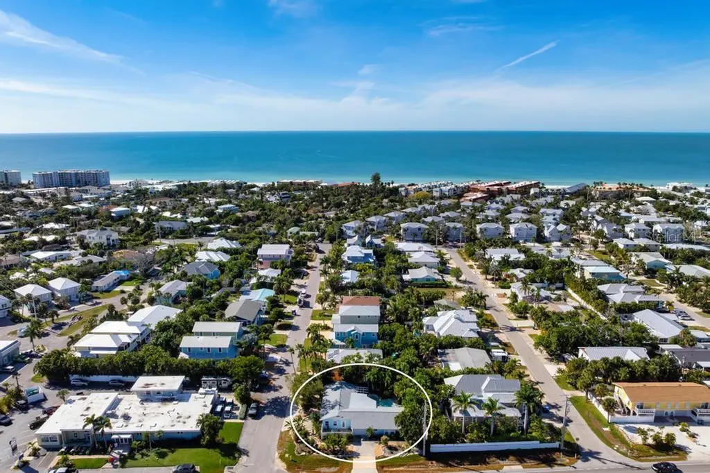 314 61st Street Holmes Beach FL 34217