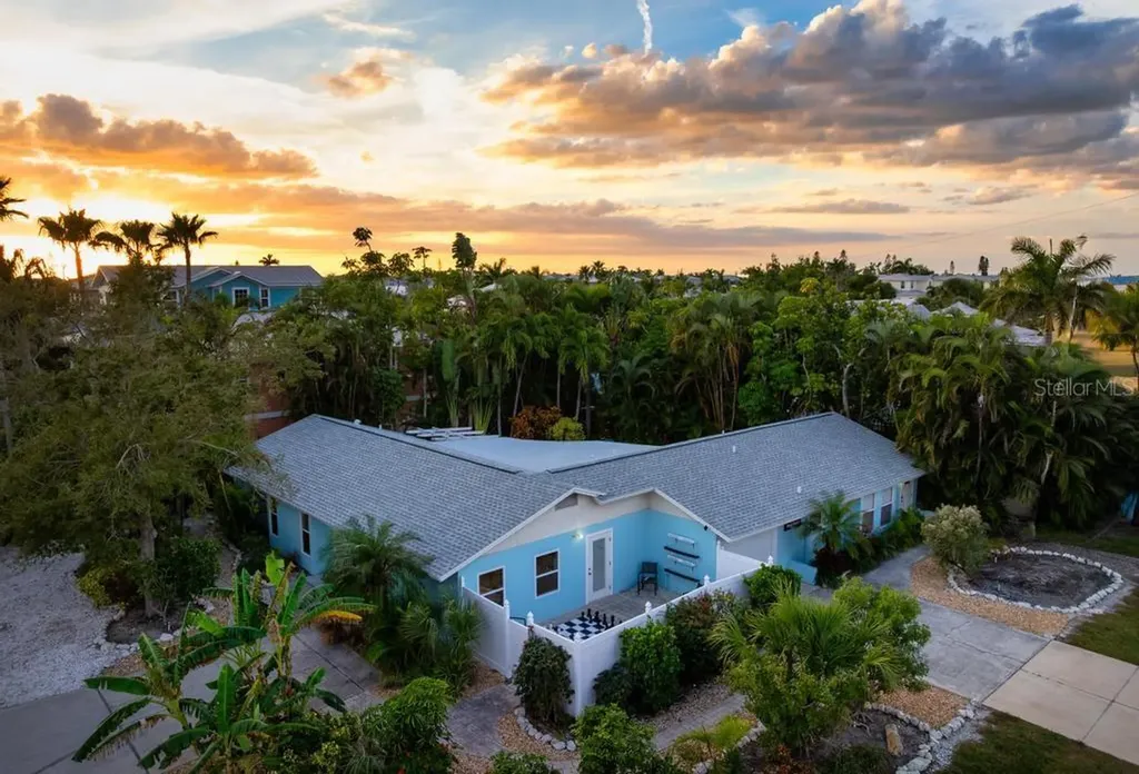 314 61st Street Holmes Beach FL 34217