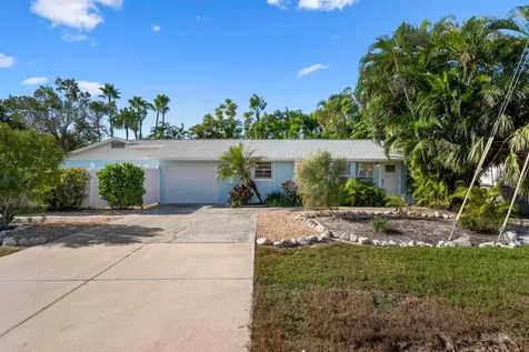 314 61st Street Holmes Beach FL 34217