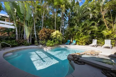 314 61st Street Holmes Beach FL 34217