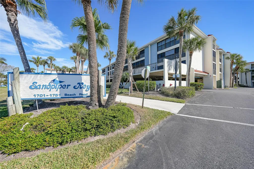 1701 Beach Road Englewood FL 34223