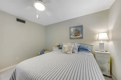 1701 Beach Road Englewood FL 34223