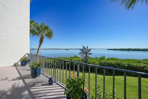 1701 Beach Road Englewood FL 34223
