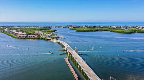 1701 Beach Road Englewood FL 34223