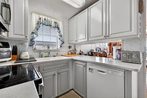 35051 Condominium Boulevard Zephyrhills FL 33541