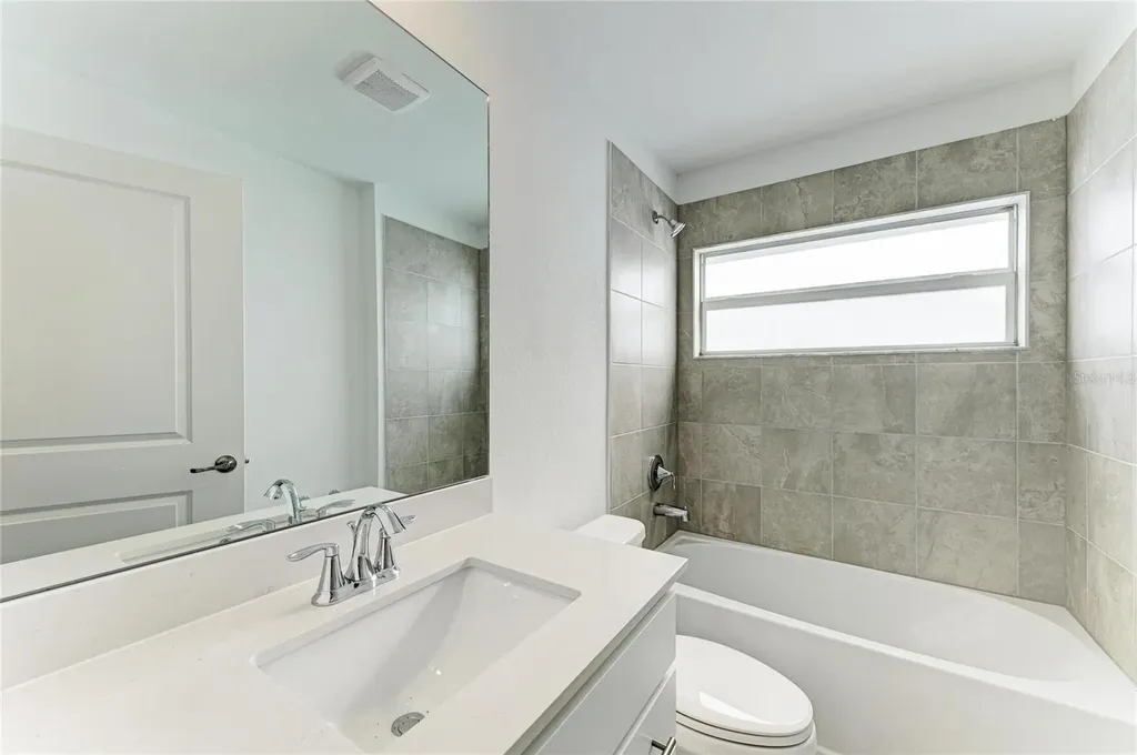 19015 Scallop Loop Lakewood Ranch FL 34211