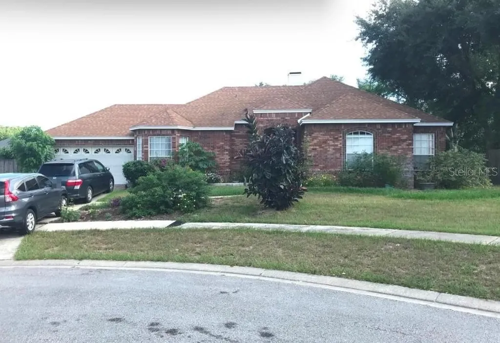8627 Ashbury Park Orlando FL 32818