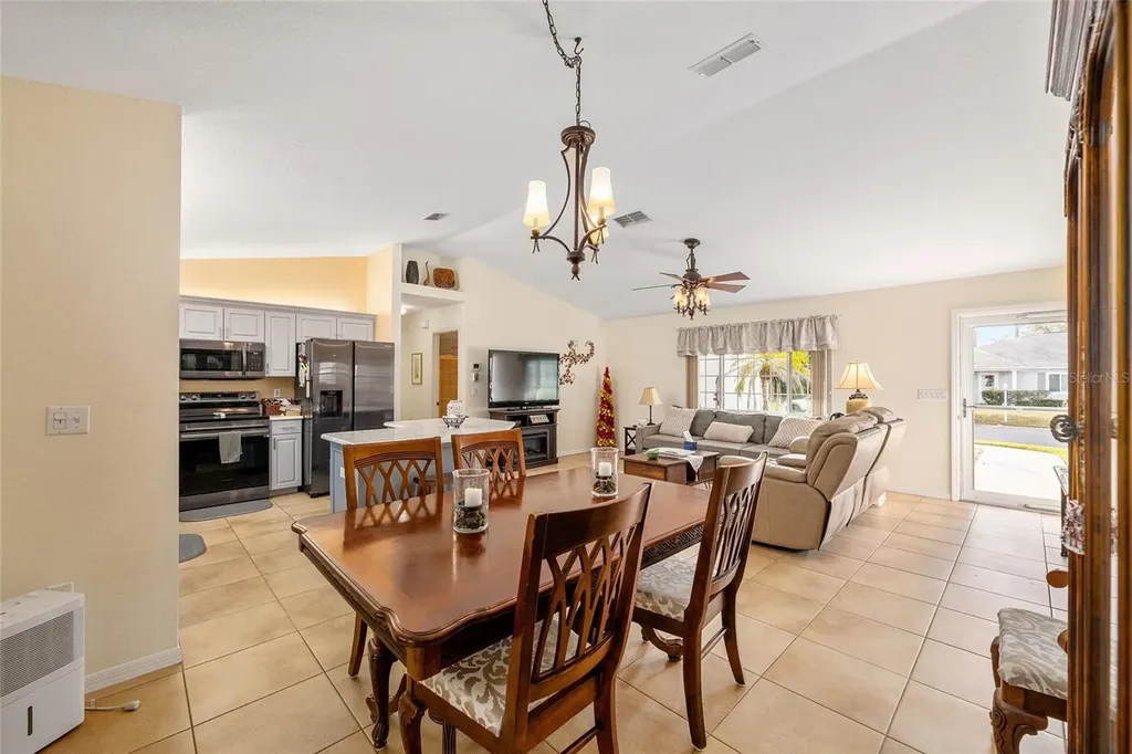 8516 SE 137th Loop Summerfield FL 34491