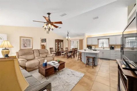 8516 SE 137th Loop Summerfield FL 34491