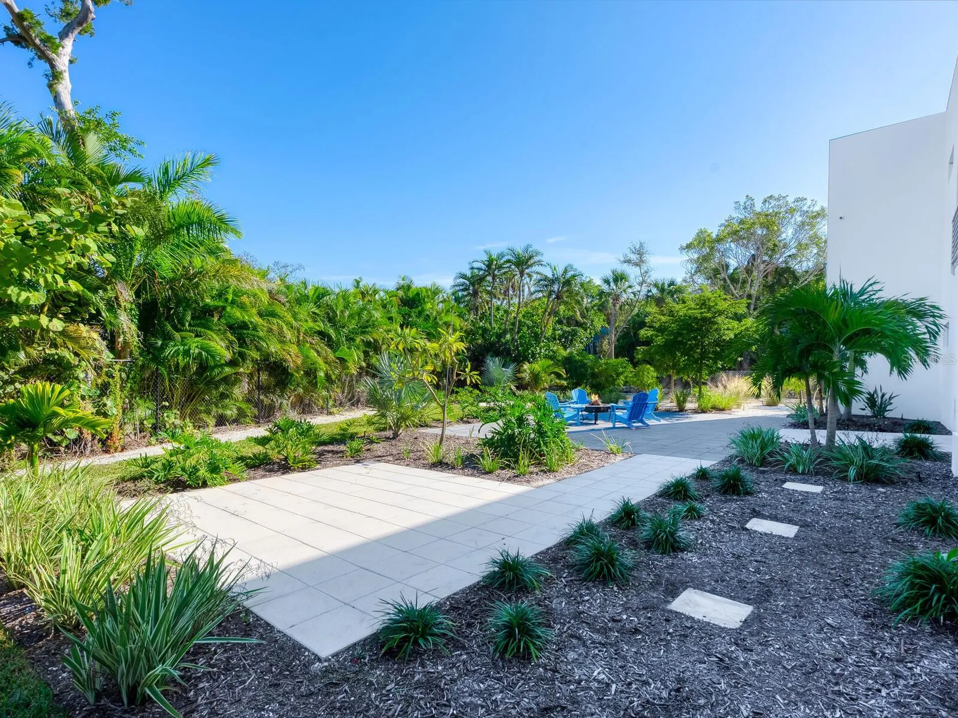 3939 Higel Avenue Sarasota FL 34242