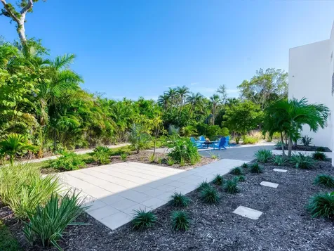 3939 Higel Avenue Sarasota FL 34242