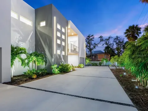 3939 Higel Avenue Sarasota FL 34242