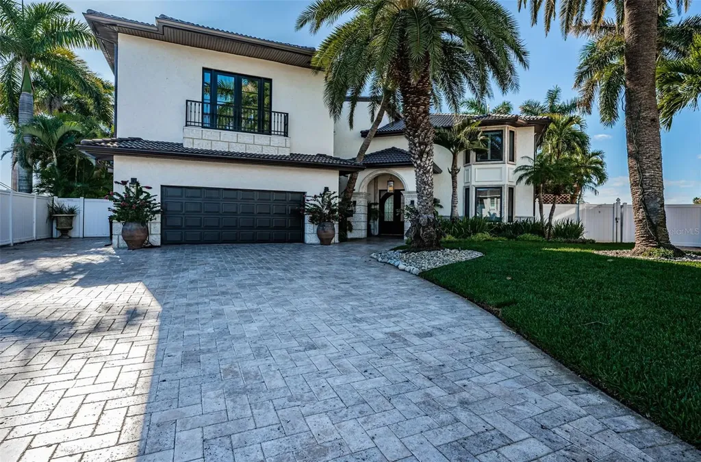 7800 9th Avenue S St Petersburg FL 33707