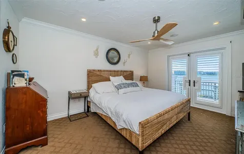 7800 9th Avenue S St Petersburg FL 33707