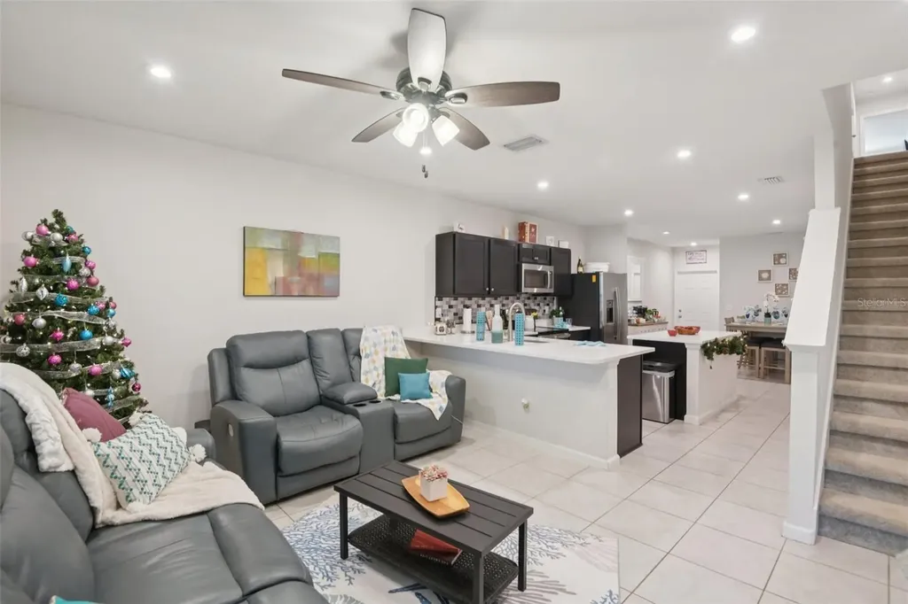 4167 Harbour Palm Drive Holiday FL 34691