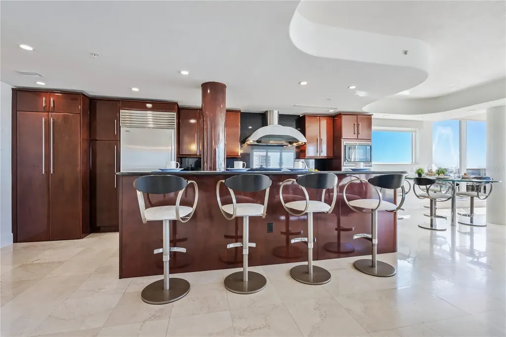 534 Beach Road Sarasota FL 34242