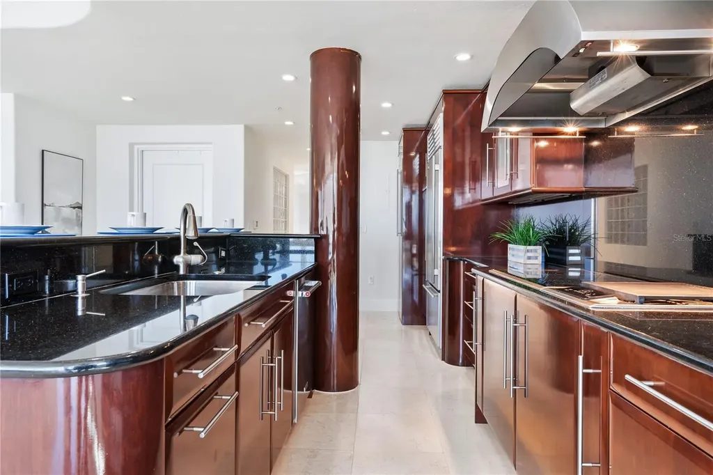 534 Beach Road Sarasota FL 34242