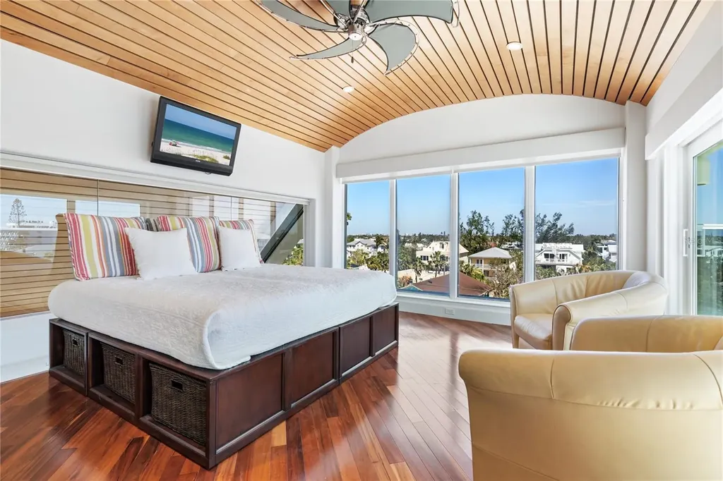 534 Beach Road Sarasota FL 34242