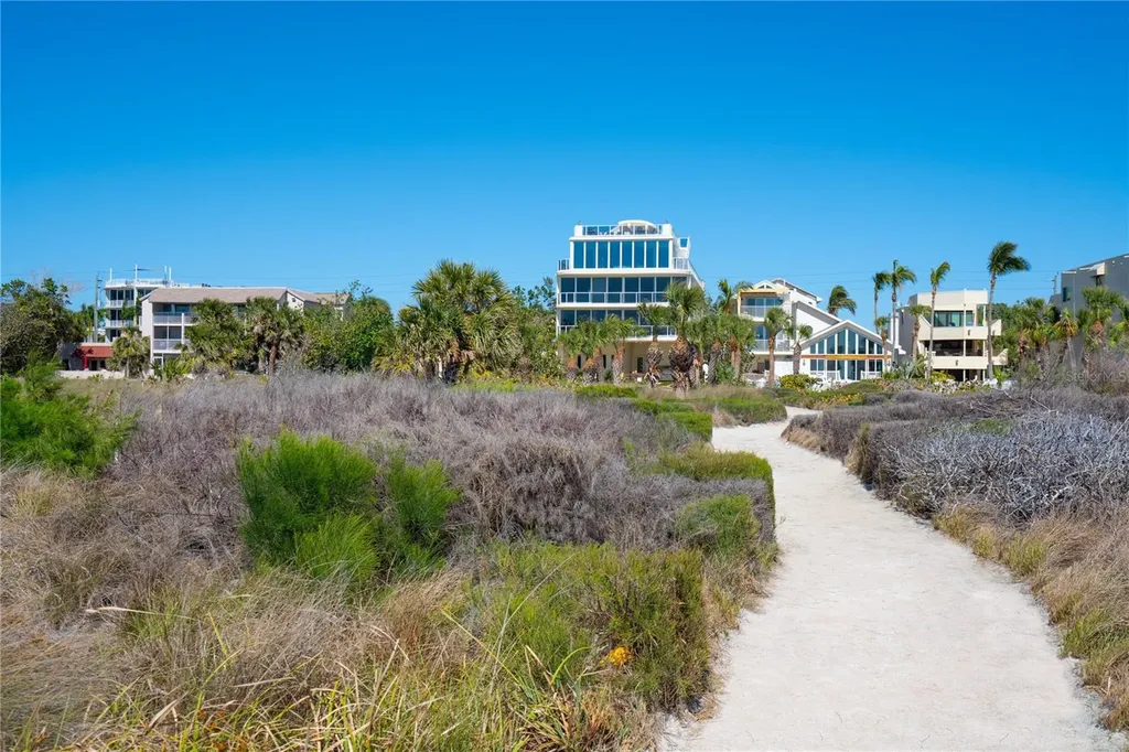 534 Beach Road Sarasota FL 34242