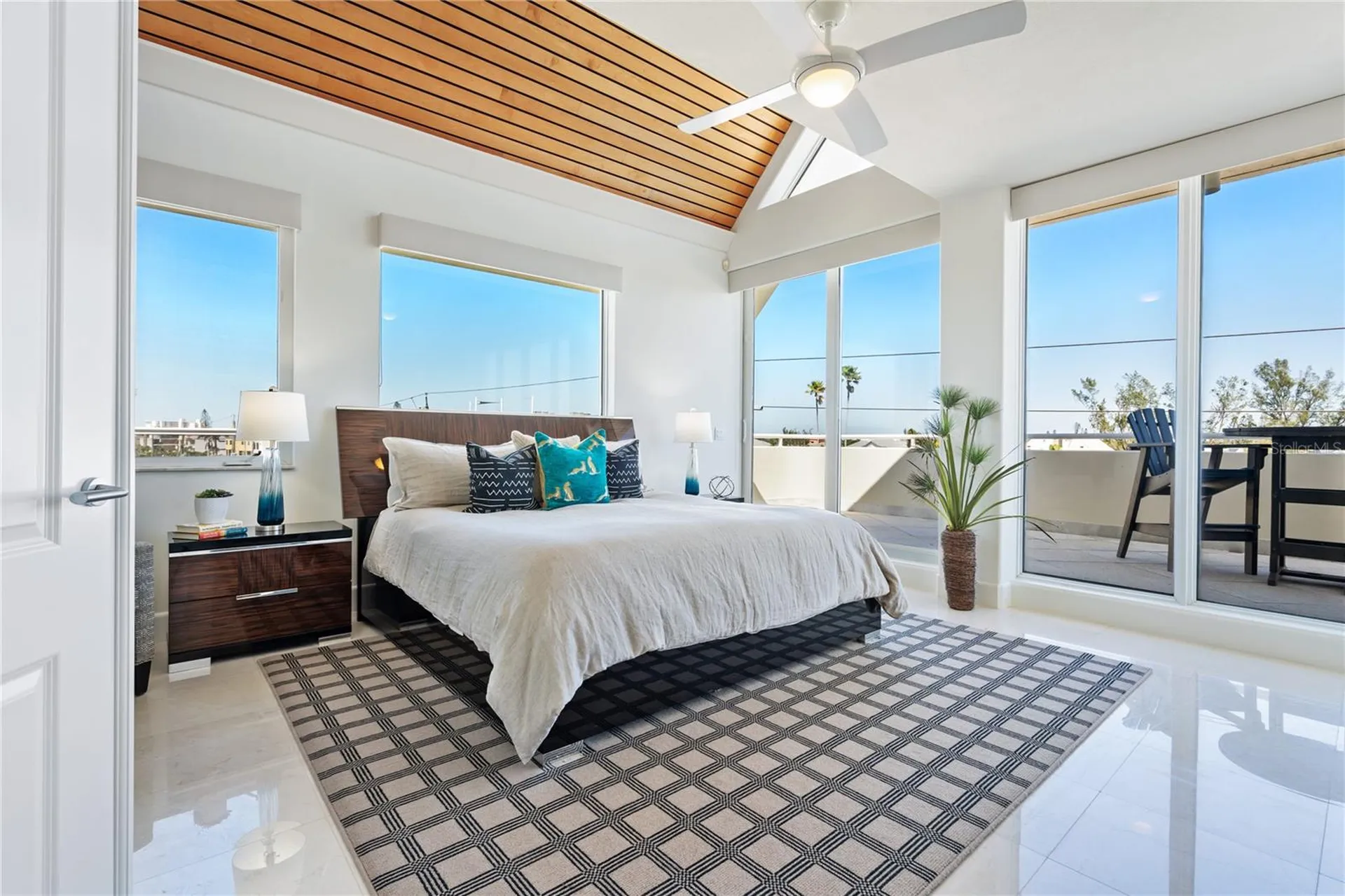 534 Beach Road Sarasota FL 34242