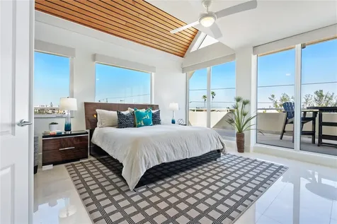 534 Beach Road Sarasota FL 34242