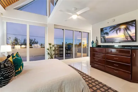 534 Beach Road Sarasota FL 34242