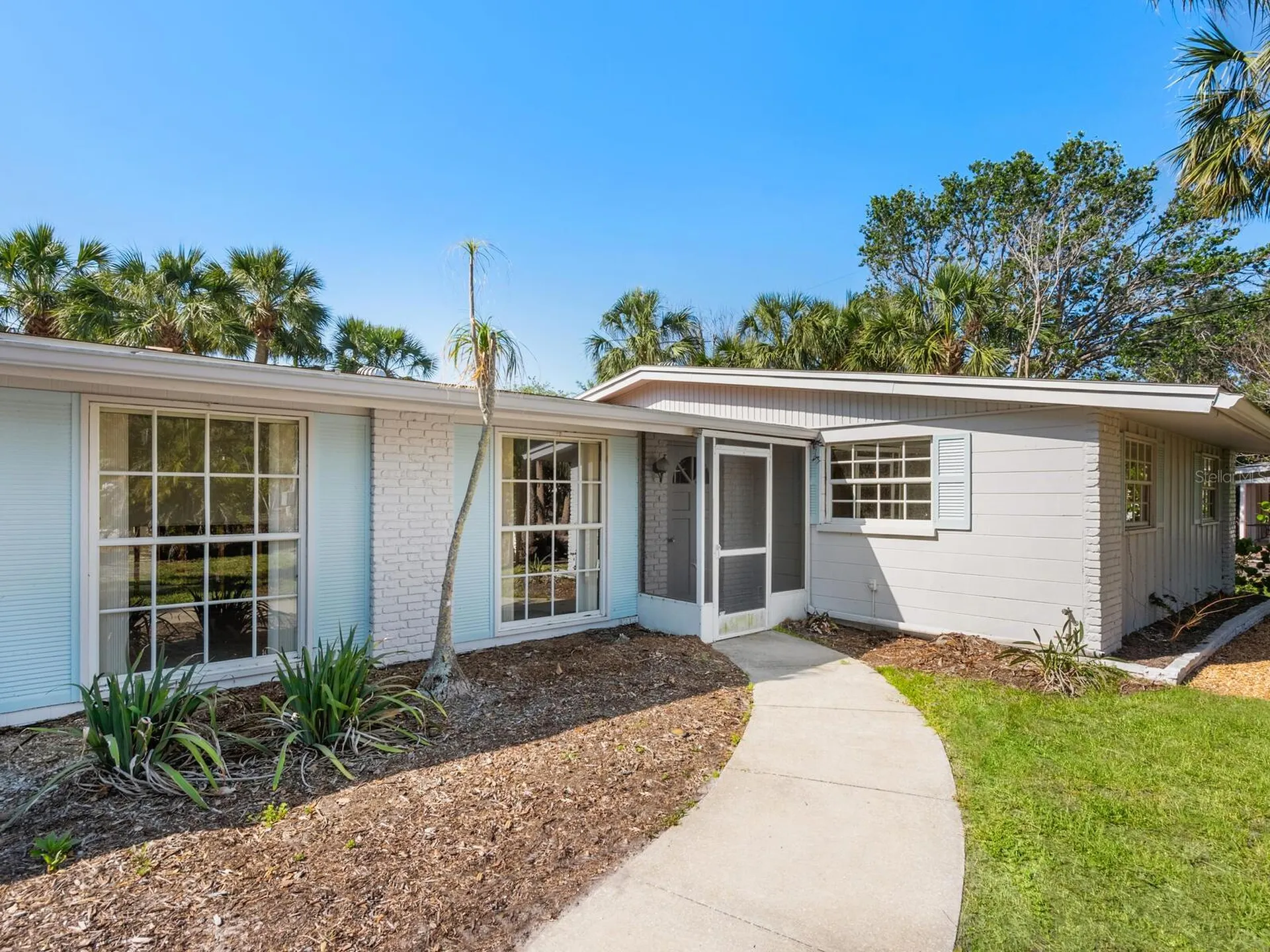734 Canal Road Sarasota FL 34242