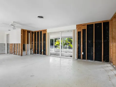 734 Canal Road Sarasota FL 34242