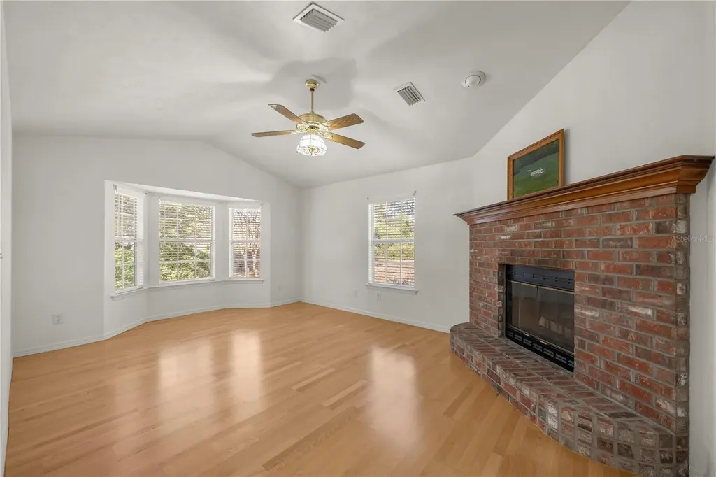 18004 NW 55th Place Alachua FL 32615