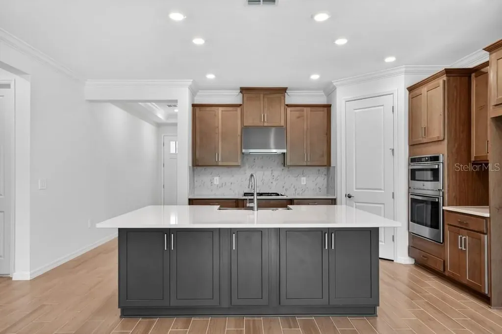 8508 Golden Dawn Court Sarasota FL 34241