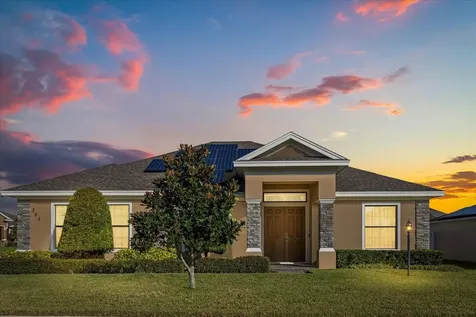 303 Lake Mariana Place Auburndale FL 33823