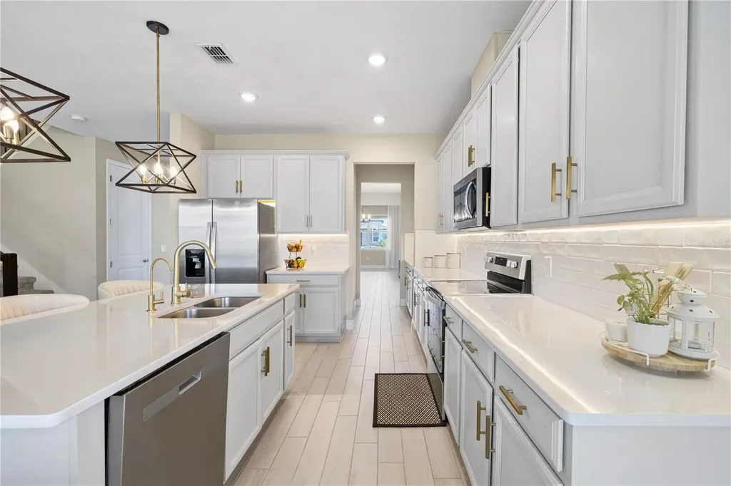 2352 Bear Peak Road Minneola FL 34715