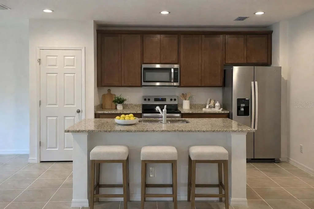 207 Glass Onion Drive Groveland FL 34737