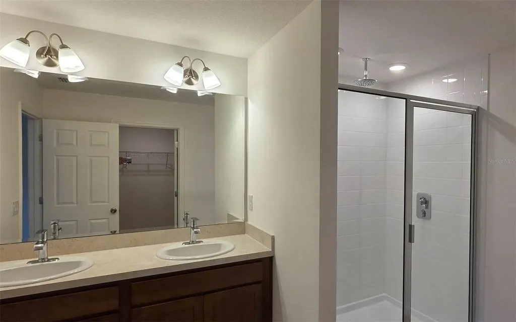 207 Glass Onion Drive Groveland FL 34737
